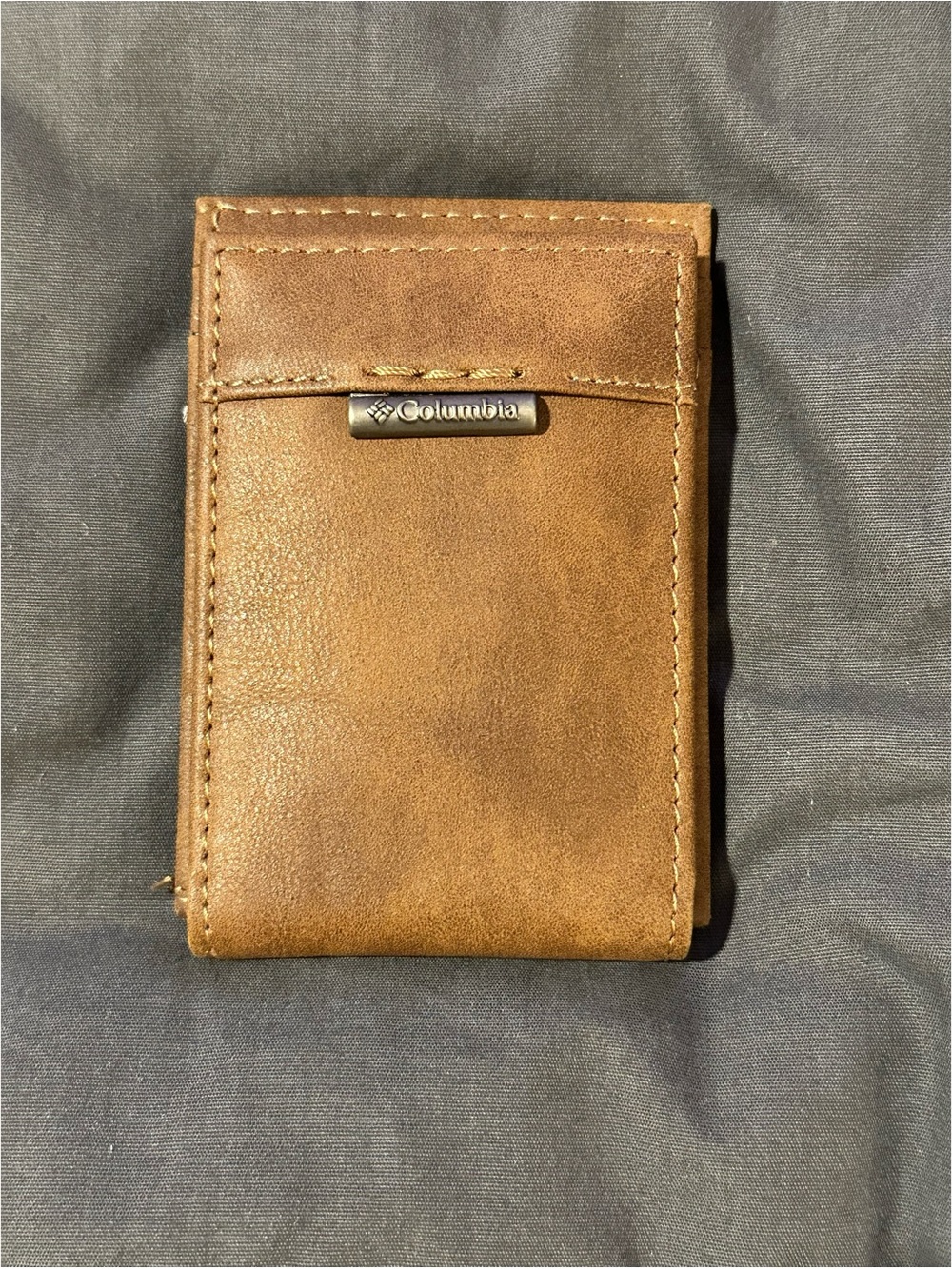 BRAND NEW Columbia Brown Leather Trifold Wallet ID Window Credit Card Holder